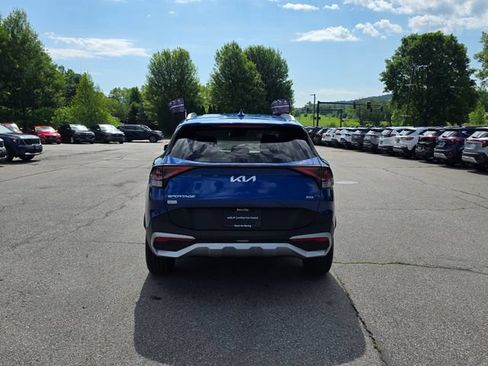 Certified 2023 Kia Sportage EX AWD/4WD image 7