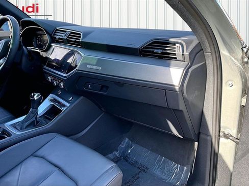 Certified 2024 Audi Q3 2.0T Premium w/ Convenience Package image 26
