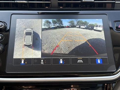 Used 2023 Chevrolet Bolt EUV Premier FWD image 5