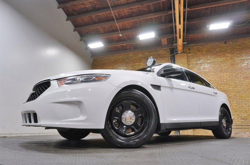 Used 2019 Ford Taurus Police Interceptor AWD image 3