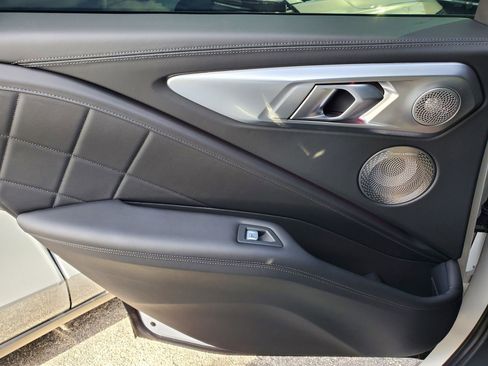 Used 2023 BMW XM w/ M Driver's Package AWD/4WD image 9