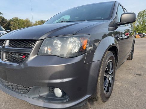 Used 2019 Dodge Grand Caravan GT image 9