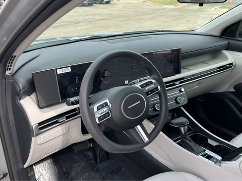 New 2026 Hyundai Tucson SE image 28