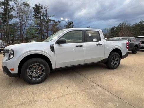 New 2026 Ford Maverick XLT w/ Equipment Group 301A image 3