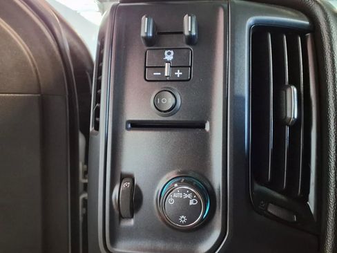 Used 2018 Chevrolet Silverado 2500 W/T w/ WT Fleet Convenience Package AWD/4WD image 19