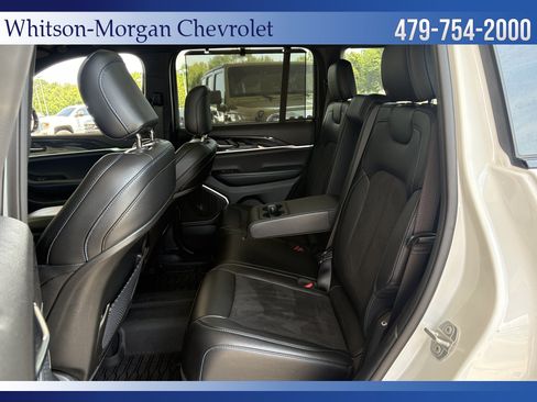 Used 2024 Jeep Grand Cherokee Trailhawk w/ Advanced Protech Group II AWD/4WD image 41