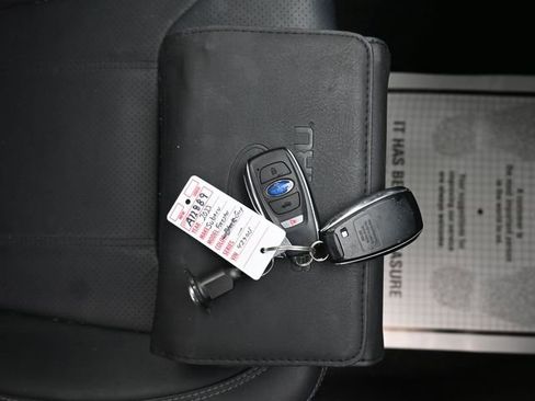 Used 2023 Subaru Forester Limited image 12