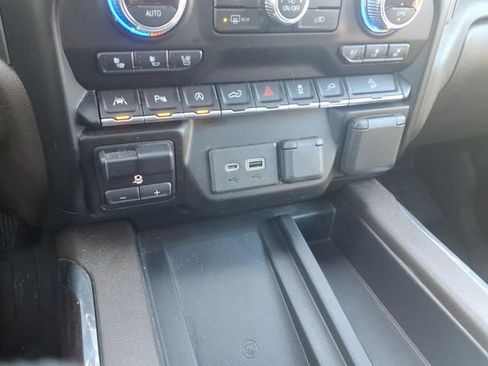 Used 2020 GMC Sierra 1500 Denali w/ Technology Package image 24