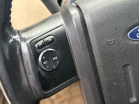 Used 2008 Ford F250 XL image 19