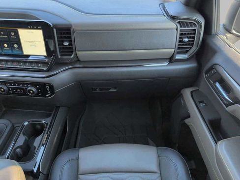 Used 2024 Chevrolet Silverado 1500 ZR2 image 12