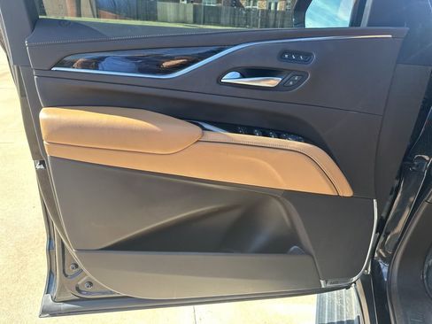 Used 2021 Cadillac Escalade Sport w/ Driver Assist Tech Package image 13