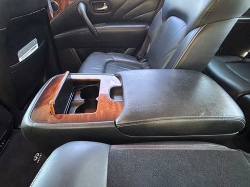 Used 2017 INFINITI QX80 4WD w/ Deluxe Technology Package image 35