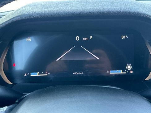 Used 2022 Jeep Grand Cherokee L Laredo RWD image 25