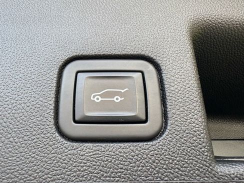 Used 2022 Chevrolet Equinox LT image 8