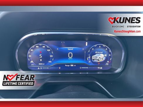 Used 2024 Chevrolet Tahoe Z71 image 24