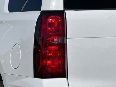 Used 2020 Chevrolet Tahoe Premier AWD/4WD image 43