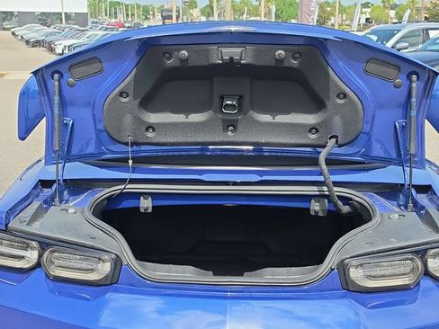 Used 2021 Chevrolet Camaro LT RWD image 5