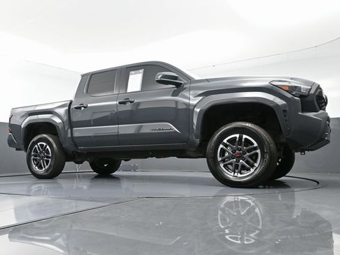 Used 2024 Toyota Tacoma TRD Sport image 46