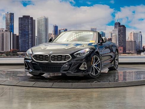 Certified 2025 BMW Z4 M40i RWD image 3