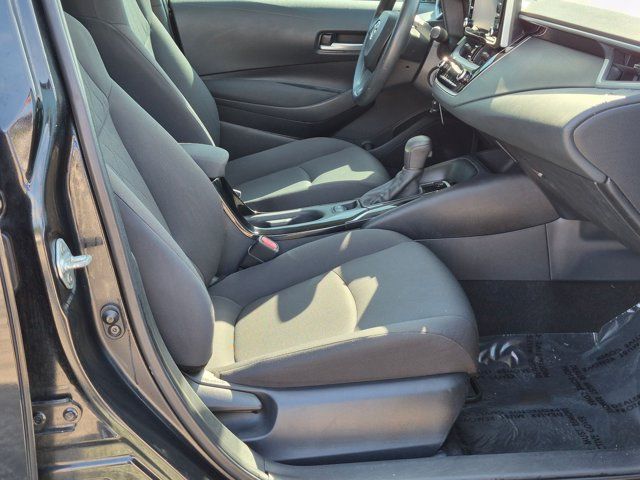 Used 2021 Toyota Corolla LE FWD image 18