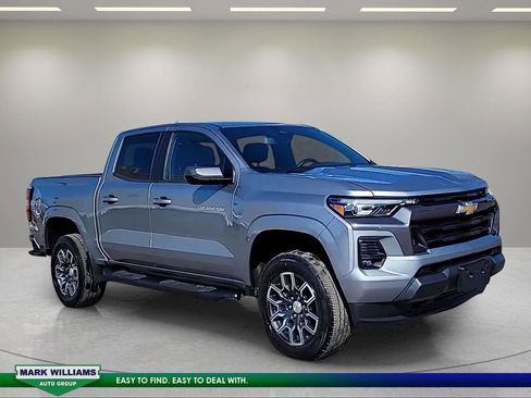 Used 2023 Chevrolet Colorado LT w/ LT Convenience Package III image 1