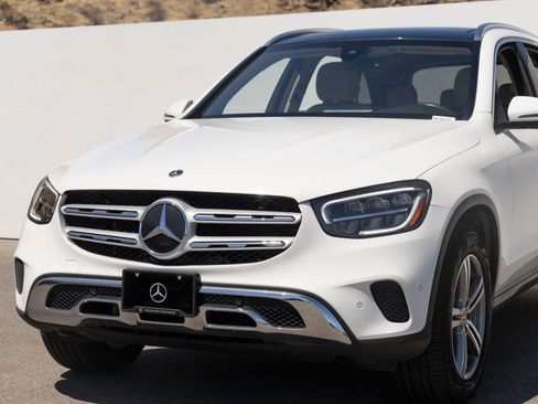 Used 2021 Mercedes-Benz GLC 300 image 6