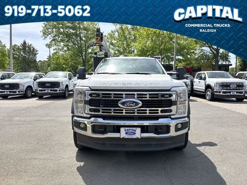 New 2025 Ford F550 4x4 Regular Cab Super Duty image 3