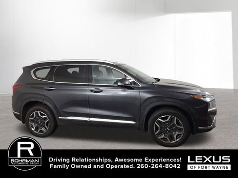 Used 2021 Hyundai Santa Fe Limited w/ Cargo Package image 5