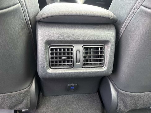 Used 2021 Toyota Camry XSE FWD image 21