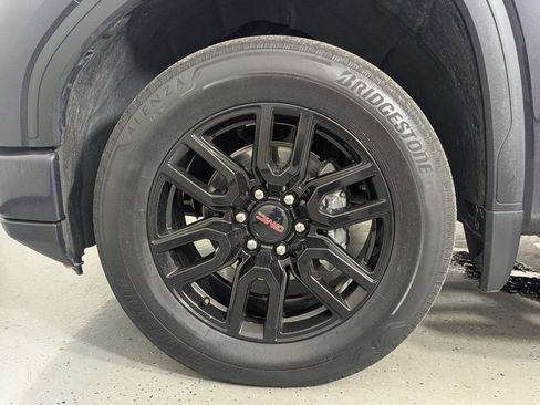 Used 2023 GMC Sierra 1500 Elevation image 9