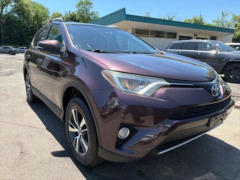 Used 2016 Toyota RAV4 XLE AWD/4WD image 3