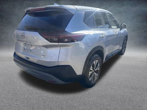 Used 2023 Nissan Rogue SV image 8
