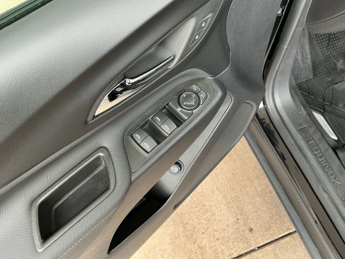 Used 2024 Chevrolet Equinox RS image 15