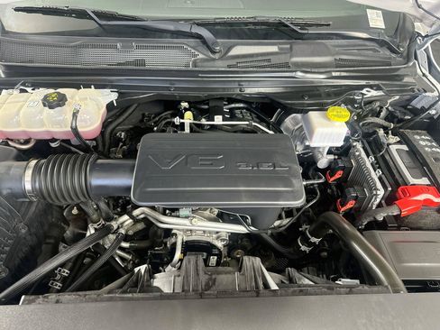 Used 2023 RAM 1500 Big Horn AWD/4WD image 32