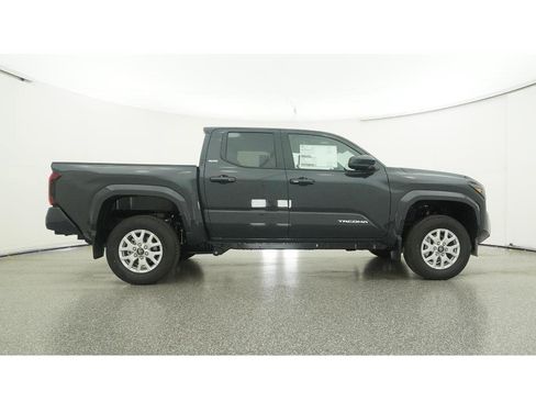 New 2025 Toyota Tacoma SR5 image 27