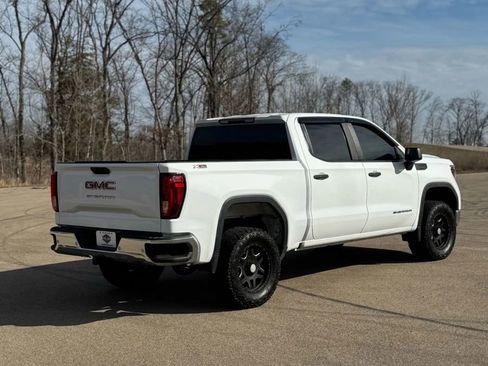 Used 2019 GMC Sierra 1500 Pickup 4D 5 3/4 ft w/ Convenience Package image 4