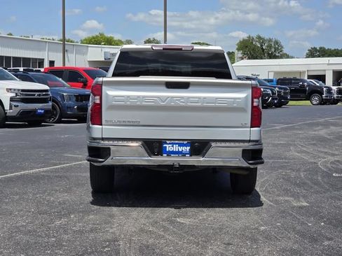 Used 2022 Chevrolet Silverado 1500 LT AWD/4WD image 6