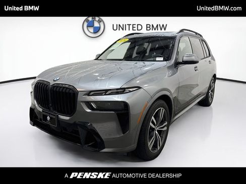 Used 2026 BMW X7 xDrive40i w/ M Sport Package AWD/4WD image 1