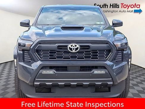 Certified 2024 Toyota Tacoma TRD Sport w/ TRD Sport Upgrade Package AWD/4WD image 2