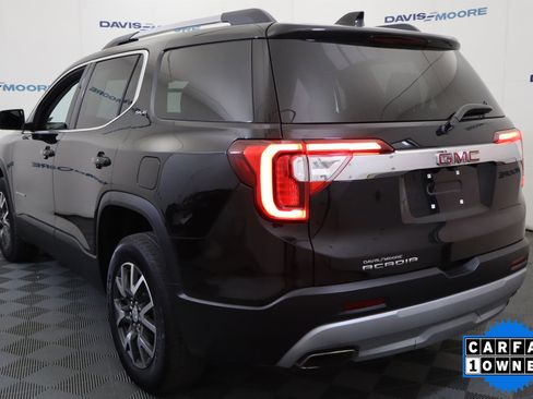 Used 2023 GMC Acadia SLE w/ Driver Convenience Package image 9