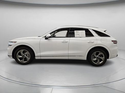 Used 2026 Genesis GV70 2.5T Select image 3