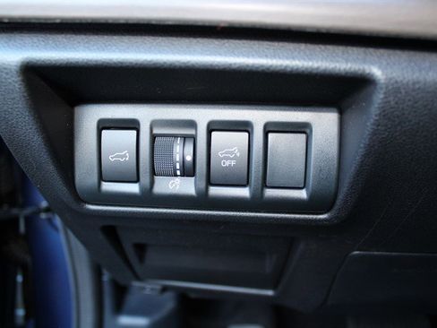 Used 2022 Subaru Outback Limited image 18