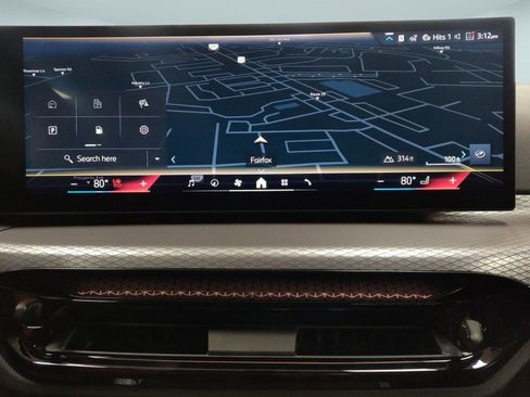 New 2026 BMW 330i xDrive Sedan w/ M Sport Package image 24