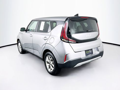 Used 2025 Kia Soul LX w/ LX Technology Package image 5
