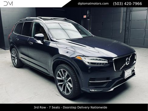 Used 2017 Volvo XC90 T6 Momentum w/ Vision Package AWD/4WD image 9