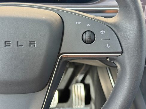 Used 2023 Tesla Model X AWD/4WD image 21