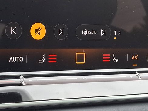 New 2026 Volkswagen Tiguan SE R-Line AWD/4WD image 17