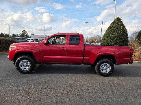 Used 2023 Toyota Tacoma SR w/ SR Convenience Package image 4