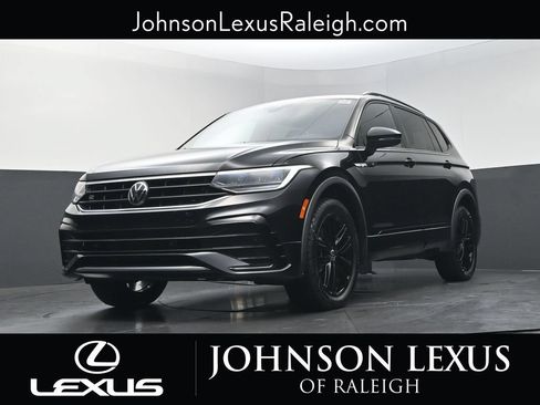 Used 2022 Volkswagen Tiguan SE R-Line AWD/4WD image 16