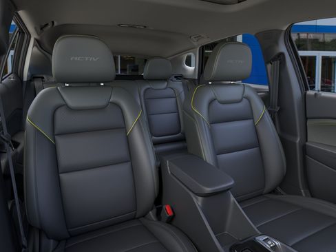 New 2026 Chevrolet Trax ACTIV w/ Sunroof Package FWD image 33